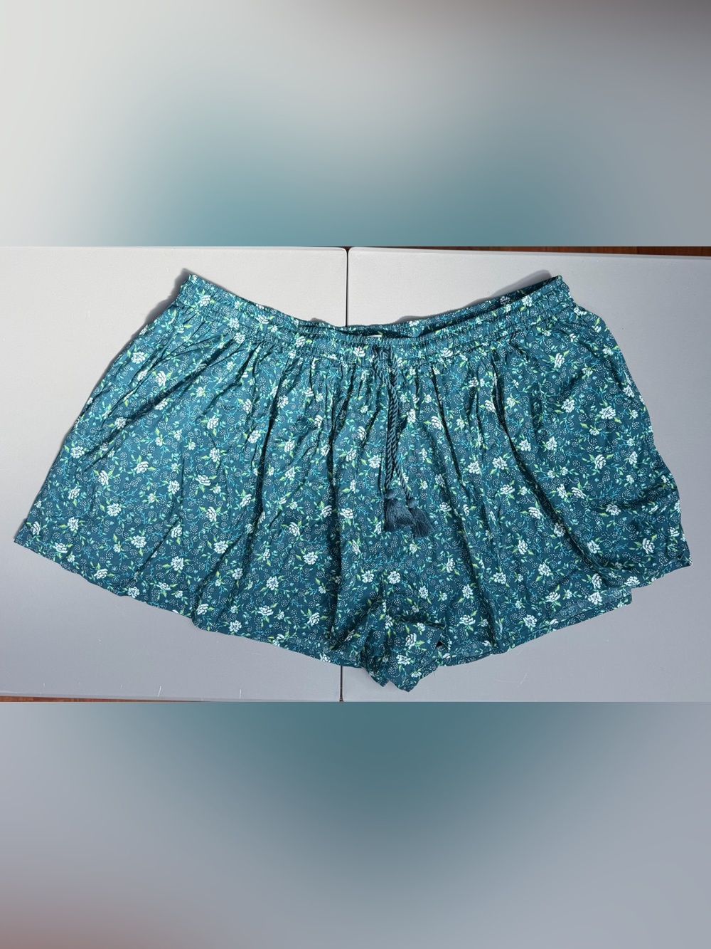 Old Navy Drawstring Short | Sz 2x - Picture 4 of 10